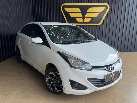 HYUNDAI HB20S 1.0 COMFORT PLUS 12V FLEX 4P MANUAL